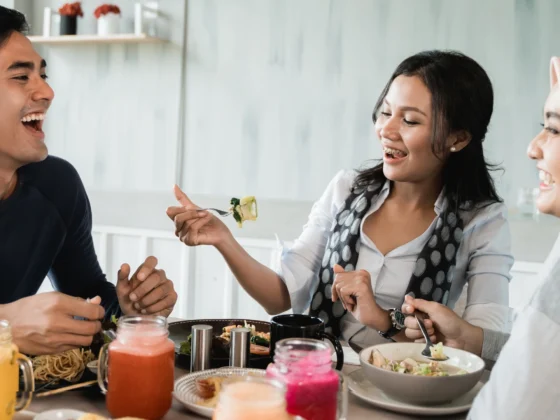 Friends eating together celebrating the end of their fasting period